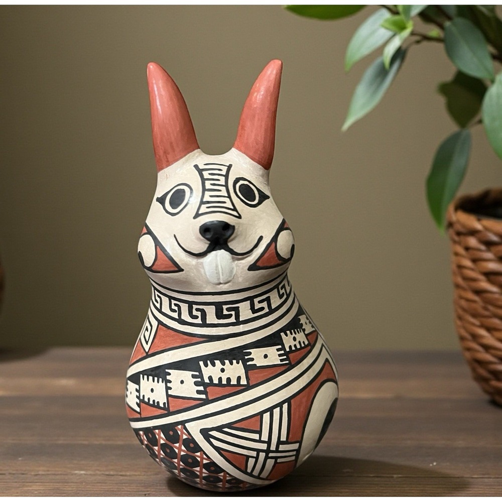 Mata Ortiz Pottery Rabbit Effigy Lourdes Villalba‎ Paquime Folk Art Mexican Clay